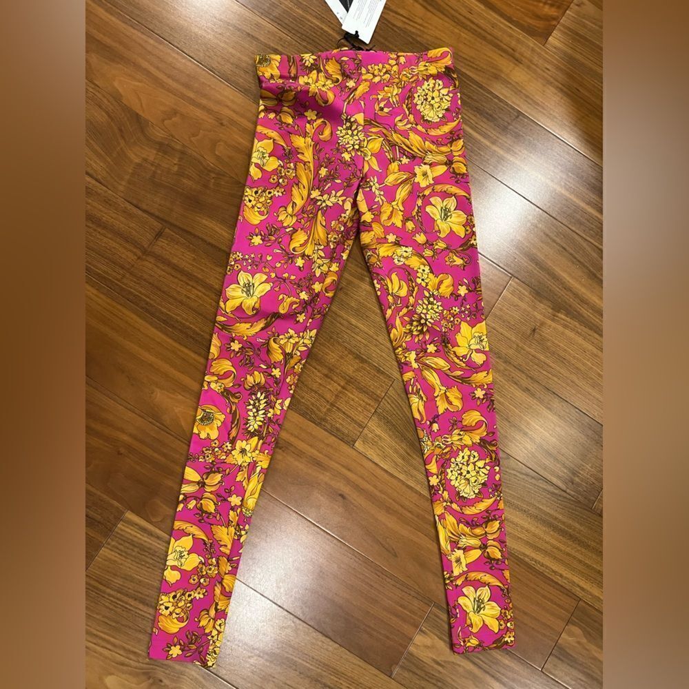 Versace Baroque garden women’s leggings size 2 NWT
